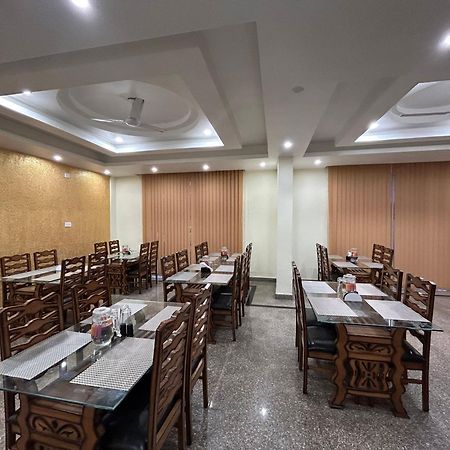 Fair Mount, Airport Road, Humhama Srinagar Hotel Exterior foto