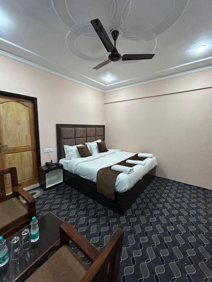 Fair Mount, Airport Road, Humhama Srinagar Hotel Exterior foto