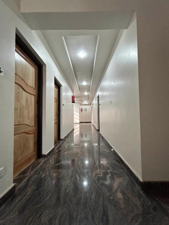 Fair Mount, Airport Road, Humhama Srinagar Hotel Exterior foto